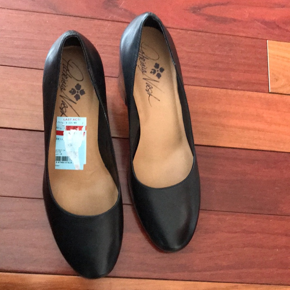 Patricia Nash pumps